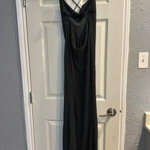 Chic Black Backless Maxi Dress
